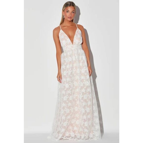 Lulus Ivywood White and Beige Embroidered Lace Backless Maxi Dress NWT - Picture 1 of 8